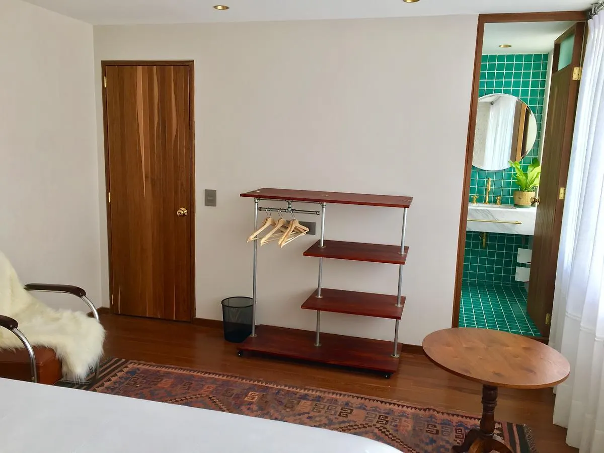 Casa Lelyte Bed & Breakfast Bogota